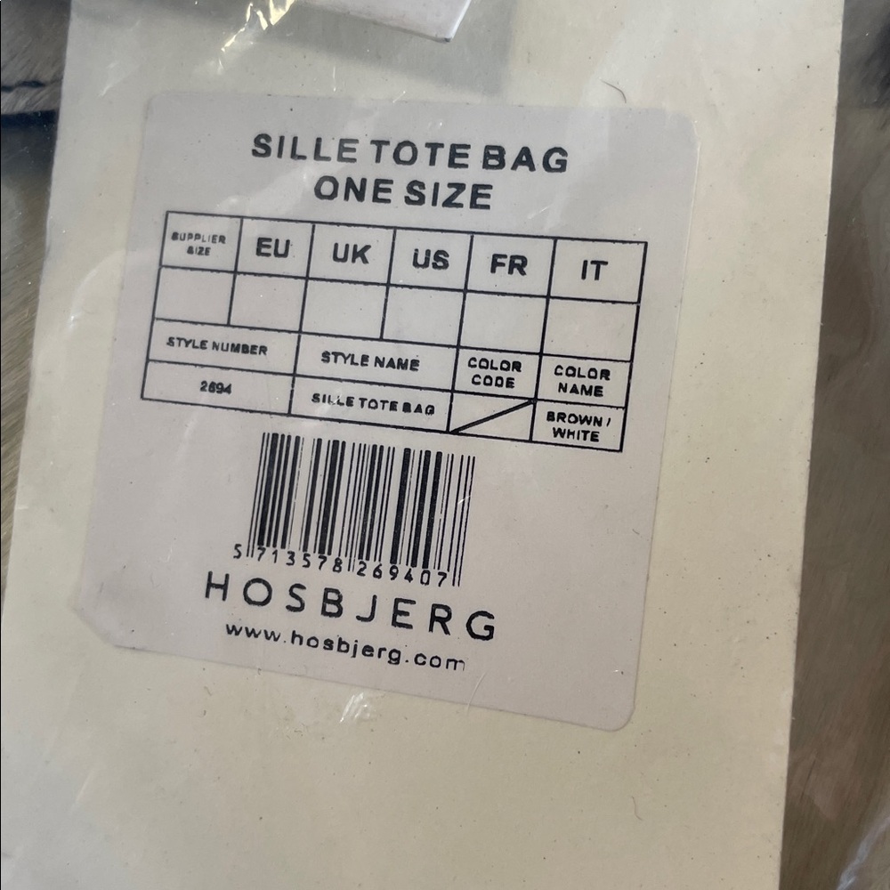 HOSBJERG Women's Sille Tote Bag In Brown/White - Picture 5 of 5